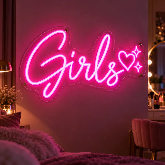 Neon LED Schild mit Schriftzug „Girls“ und Herz in Pink im Mädchenzimmer