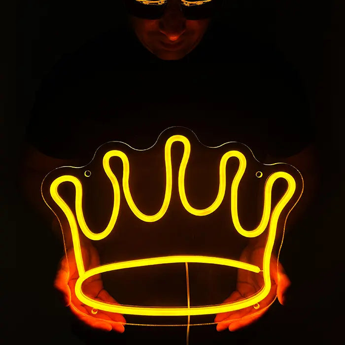 Krone Neon LED Schild – USB, dimmbar | Schlafzimmer Glamour Deko