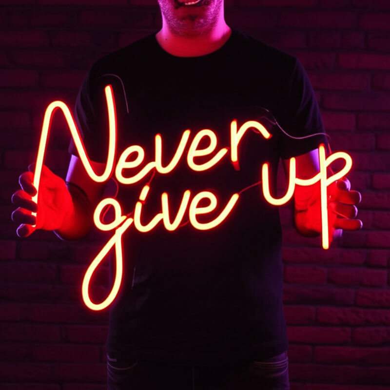 Never Give Up Neonschild dimmbar 9 Stufen USB – handgefertigte Workout Motivation