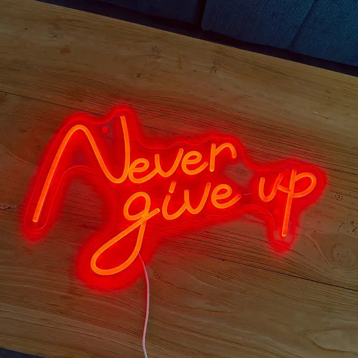 Never Give Up Neon LED Schild – USB, dimmbar | Homegym Wanddeko