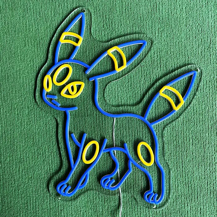 Pokémon Nachtara Neon LED Schild ausgeschaltet von oben, Ohren, Ringe und Schwanz gut erkennbar