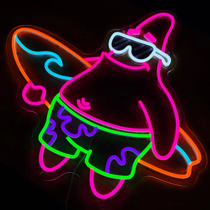 Patrick Surfer Neon LED Schild leicht schräg von oben, Patrick mit Surfbrett in Pink, Grün und Orange