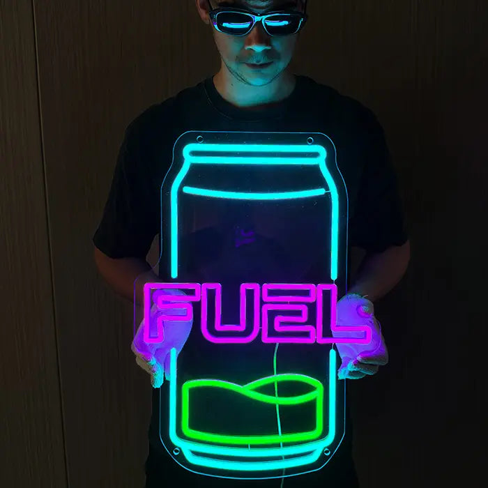 FUEL Neon LED Schild – Dimmbar mit Fernbedienung | Cyberpunk Gaming Deko