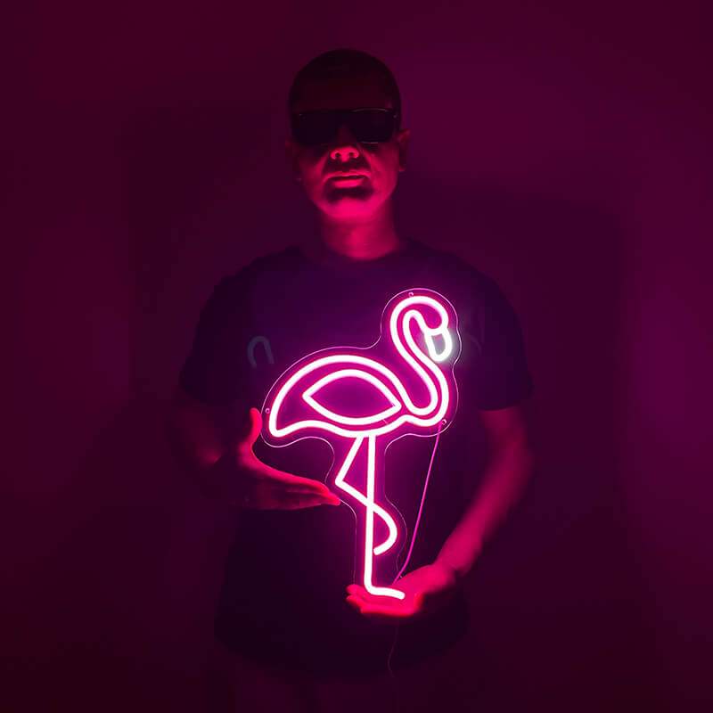 Flamingo Neon LED Schild handgefertigt – Strandbar und Pool Party Deko