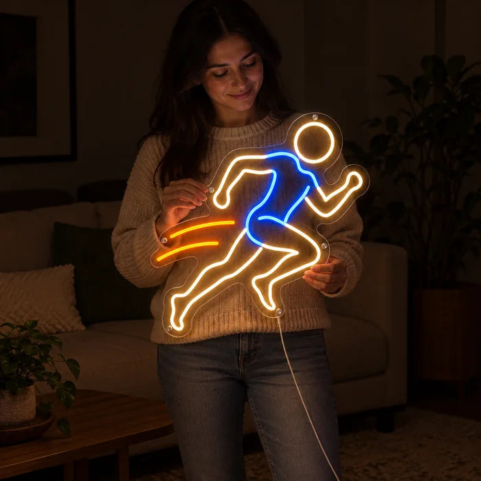 Abendläufer Neon LED Schild von einer Frau gehalten, zeigt die Größe im Vergleich zum Körper
