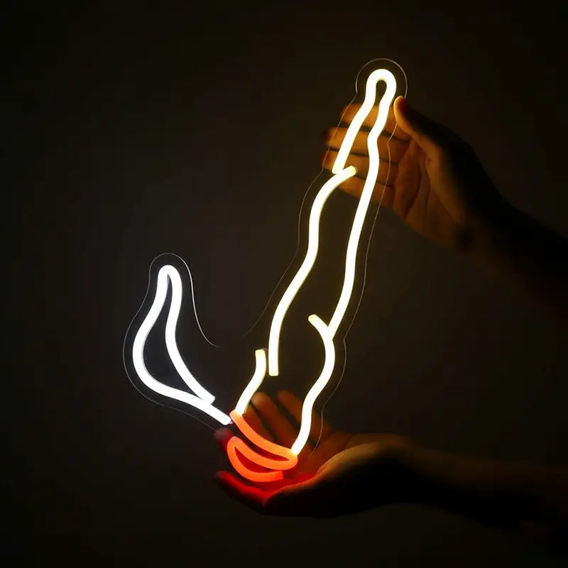 Weißes Neon-Joint-Motiv mit roter Glut am Ende, ideal als Accessoire für eine Raucher-Lounge.
