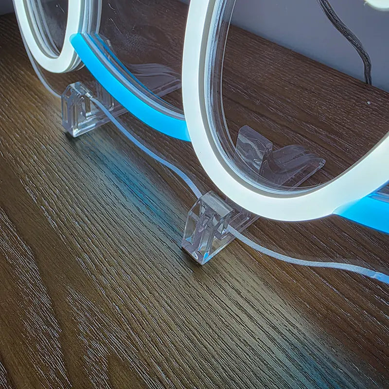 Psyduck Pokémon LED Wanddeko orange-blau – Anime Deko fürs Jugendzimmer