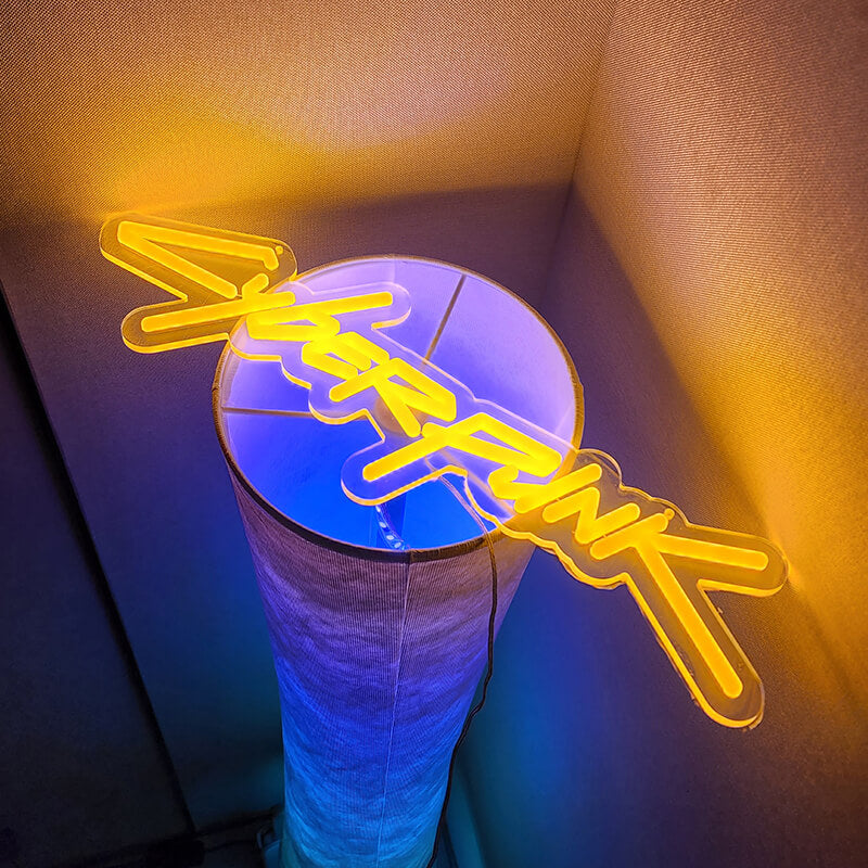 "CYBERPUNK" (50x14cm) USB