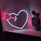 Herz mit Pfeil (35x25cm) USB - loveledlights - LED-Schild - 