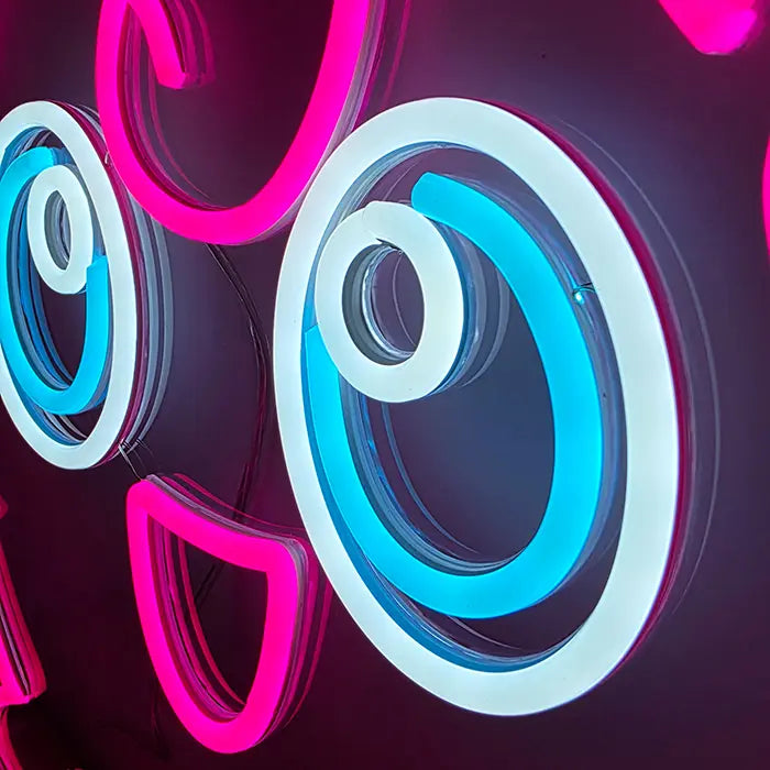 Seltene Pokémon Set Neon LED Schild, auf 6 mm Acrylglas, Neonschlauch in Handarbeit verlegt, ausgeschaltet