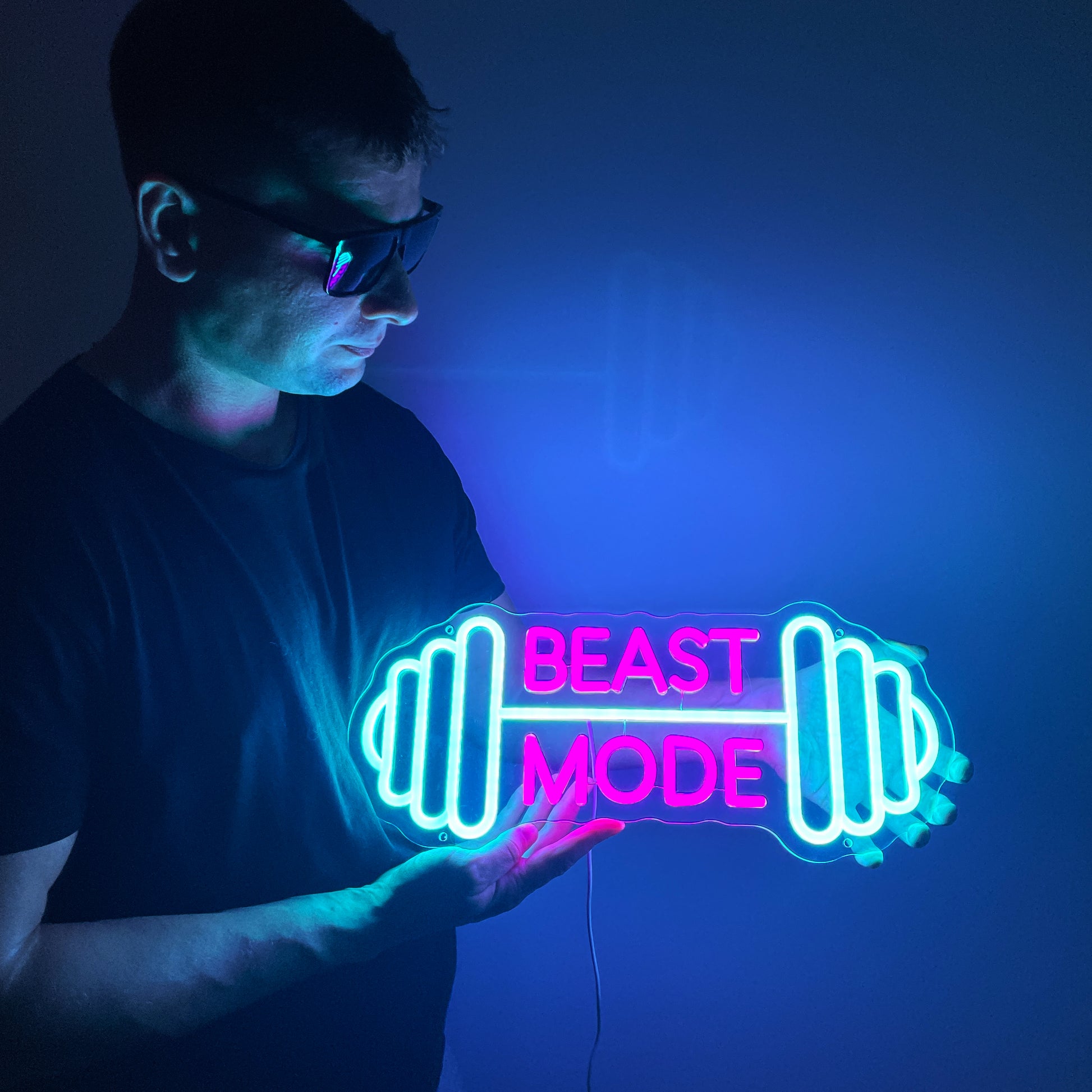 "BEAST MODE" (45x19,5cm) USB