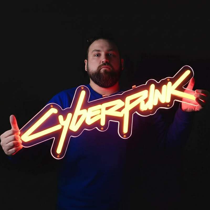 Cyberpunk Neon LED Schild beleuchtet – Sci-Fi Schriftzug als USB-Leuchtschild