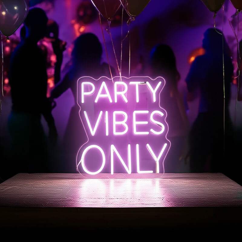 "PARTY VIBES ONLY" (46x40cm) USB