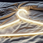Kleiderbügel (40x23cm) USB - loveledlights - LED-Schild - 