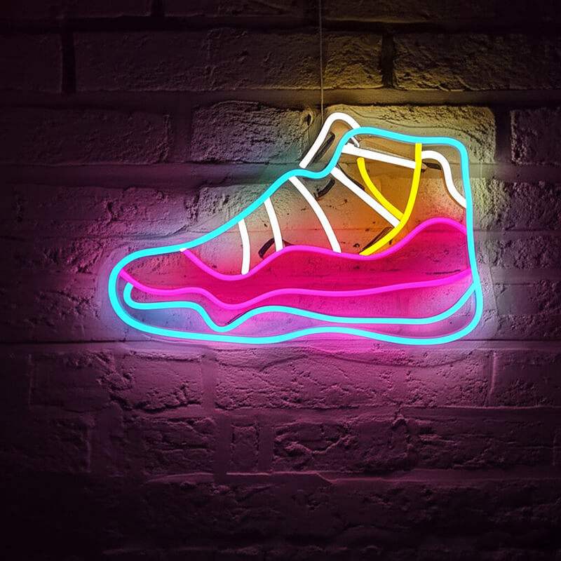 Sneaker Leuchtschild – urbane Deko für Sneaker-Shop und Boutique