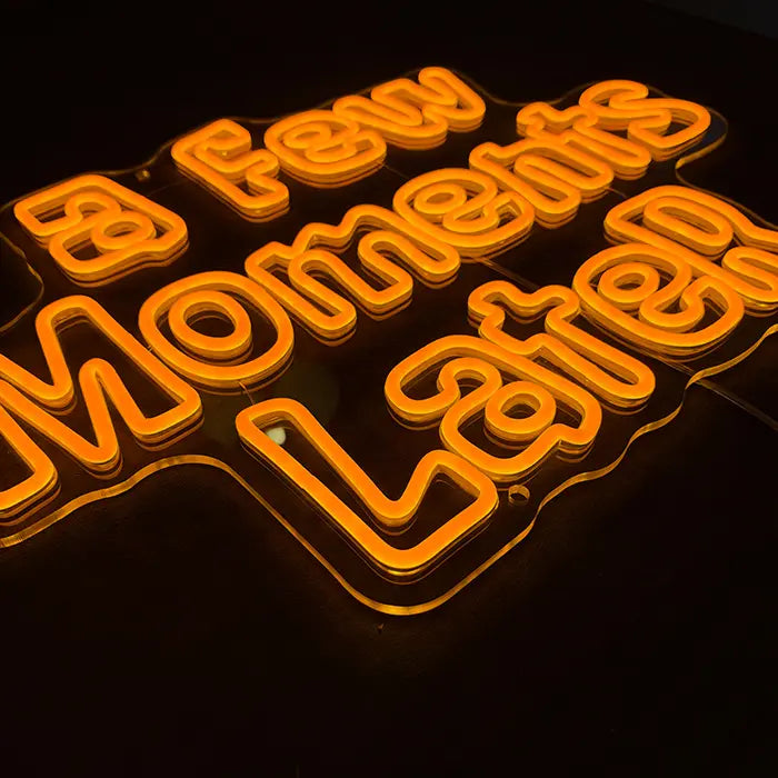 Bikini-Bottom Charaktere Set Neon LED Schild – 12 Motive, dimmbar | Schwammkopf Deko