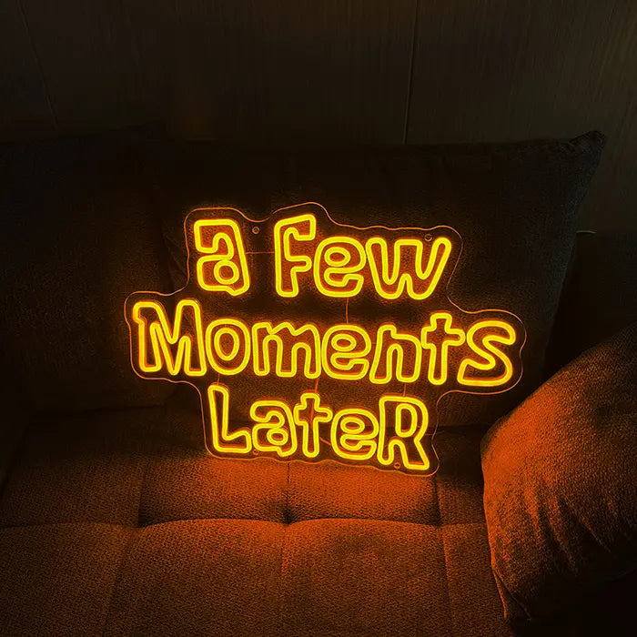 Bikini-Bottom Charaktere Set Neon LED Schild – 12 Motive, dimmbar | Schwammkopf Deko
