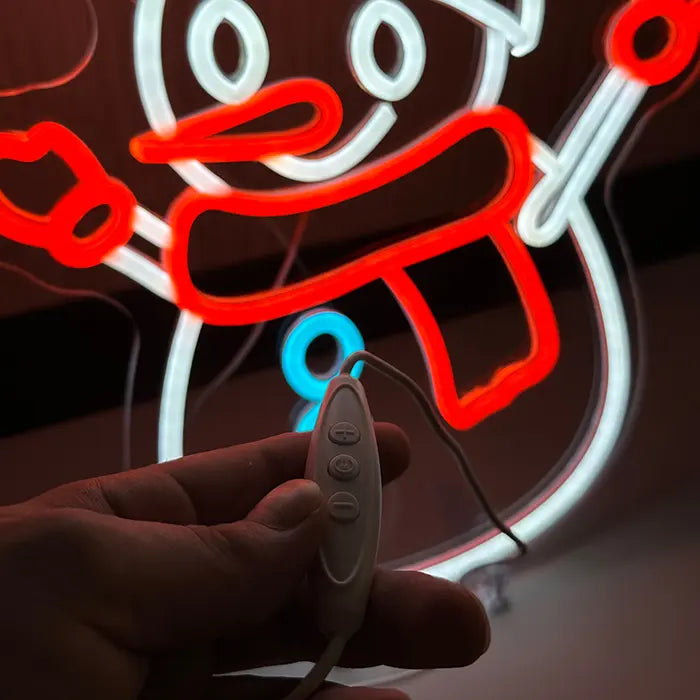 Schneemann Neon LED Schild – USB Leuchtschild | Winter Wanddeko