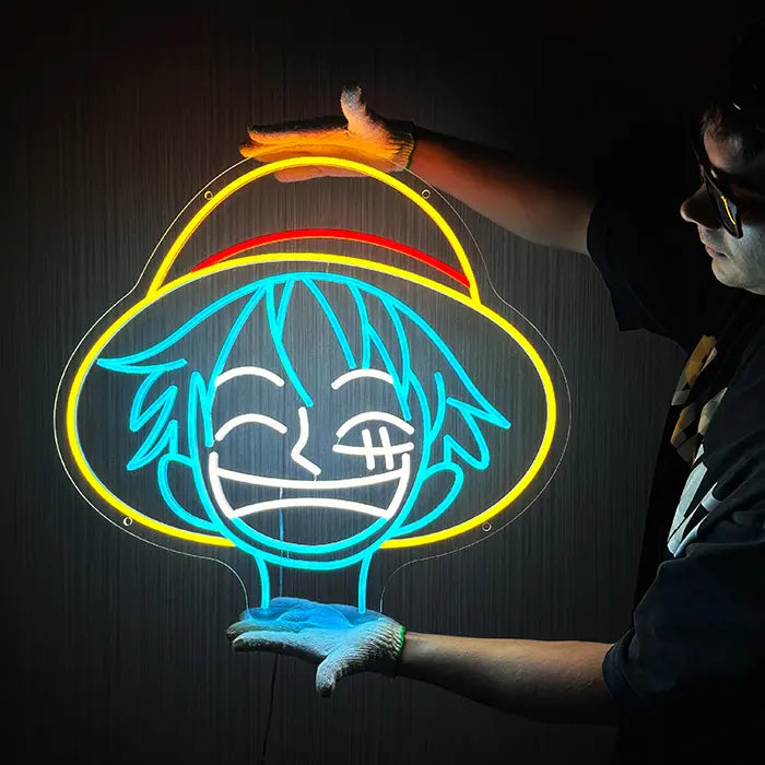 Strohhut Luffy Neon LED Schild – XL 12V Leuchtschild | One Piece Fan Wanddeko