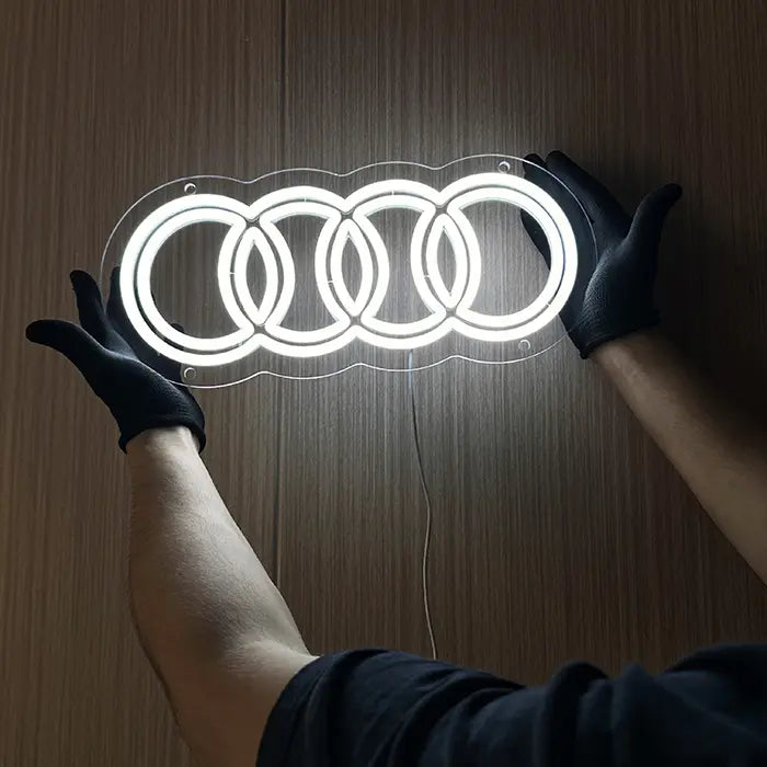 Auto Garagendekor Neon LED Schild, Produktaufnahme des eingeschalteten Motivs