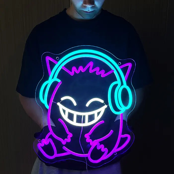 Pokémon Gengar Chill Neon LED Schild, Produktaufnahme des eingeschalteten Motivs