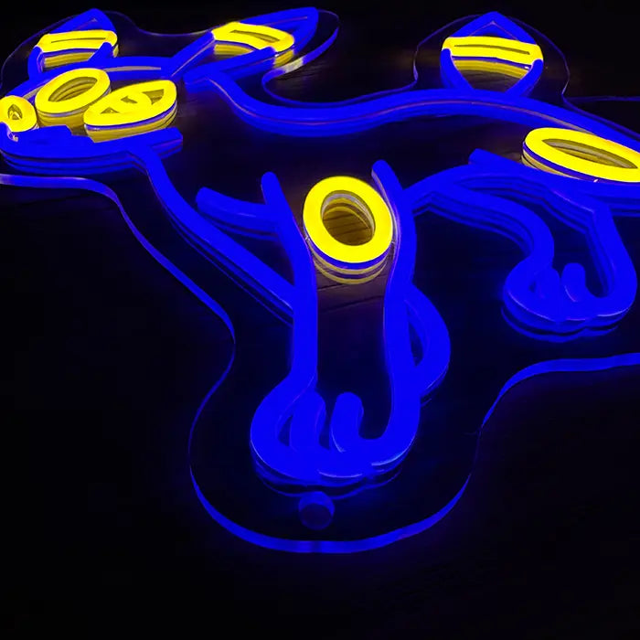Pokémon Nachtara Neon LED Schild schräg von oben, die konturgeschnittene Acrylplatte ist sichtbar