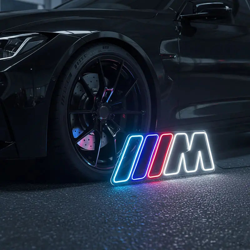 Hell leuchtendes M-Power Neon-Schild in Blau, Rot und Weiß, als stylisches Accessoire für BMW-Fans und Sammler