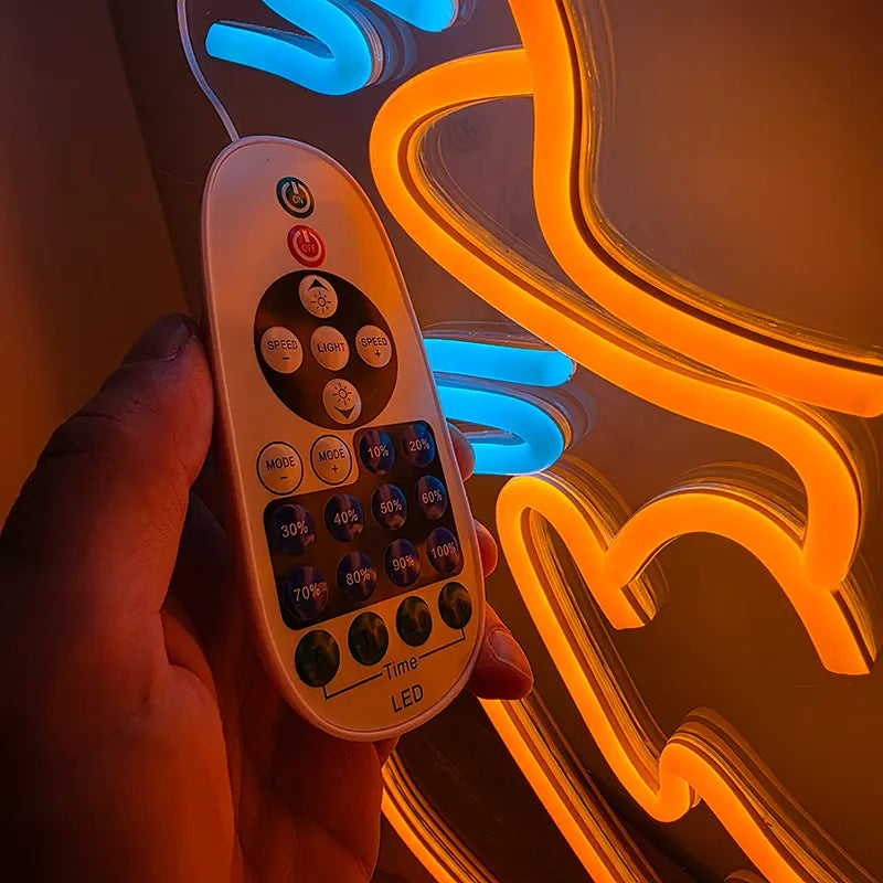 Pikachu Gaming-Setup Highlight – Neon Wanddeko für Zocker