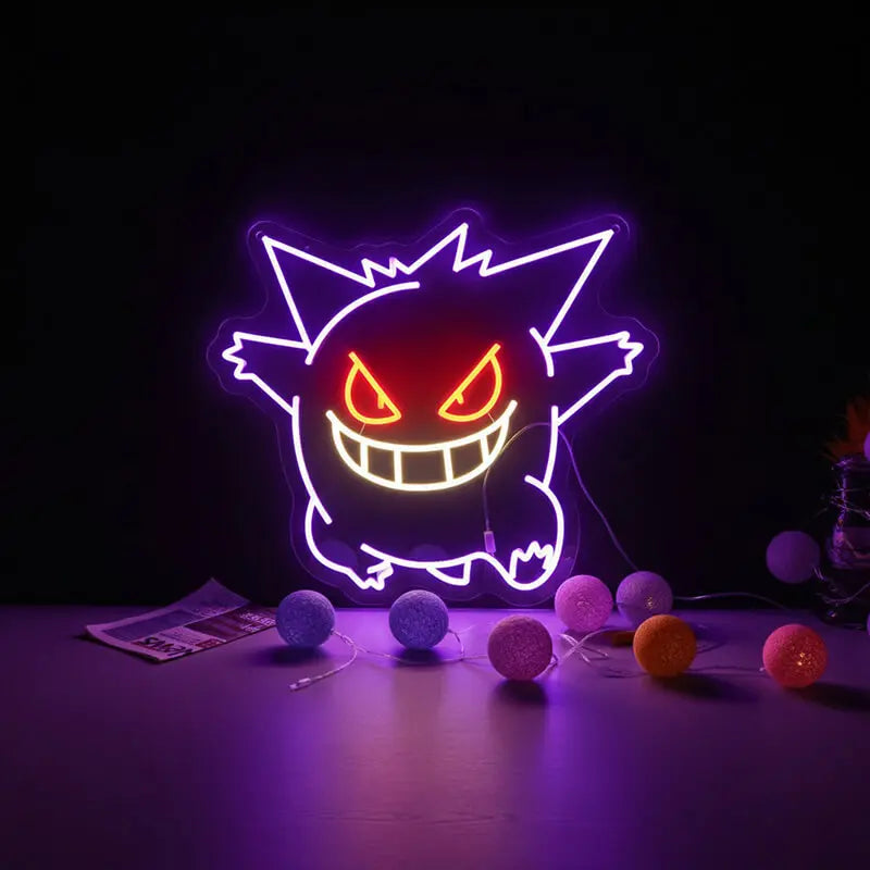 Auffälliges Gengar Neon-Sign in Violett und Rot, das sich hervorragend als Hintergrundbeleuchtung für ein Twitch-Streamer-Setup eignet