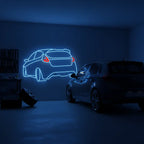 Automotive-Wandkunst: Neon-Design der Heckpartie eines Ford Focus mit charakteristischen Rückleuchten und Doppelrohr-Auspuff