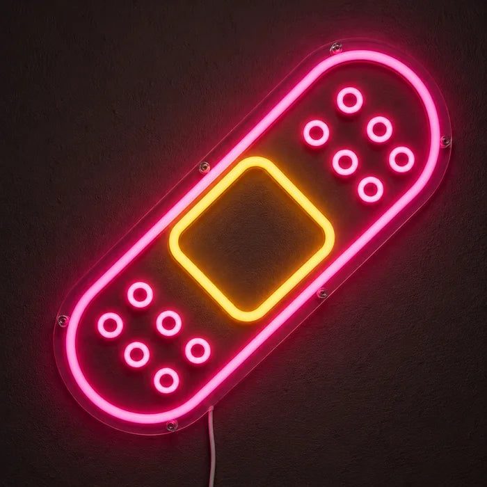 Pflaster Neon LED Schild leuchtend an einer dunklen Wand, Nahaufnahme mit Anschlusskabel