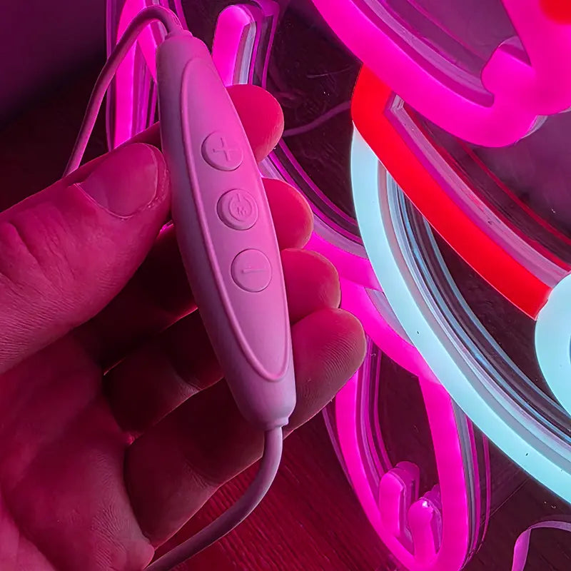 Mew Pokémon Nachtlicht Pokéball Design – LED Deko für Sammler